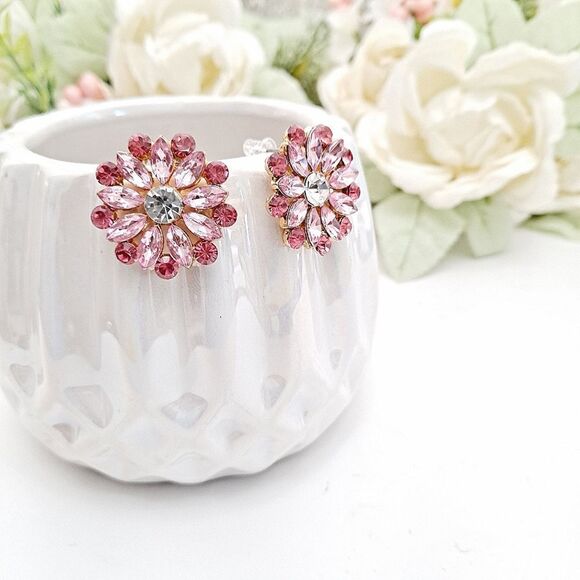 💖 2/$30 Rhinestone Pink sparkly Flower stud elegant cute stud dainty earrings - Picture 9 of 10